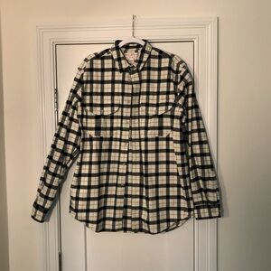 Filson black and white button up
